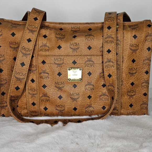 MCM Brown Visetos Shopper Bag - Picture 7 of 17